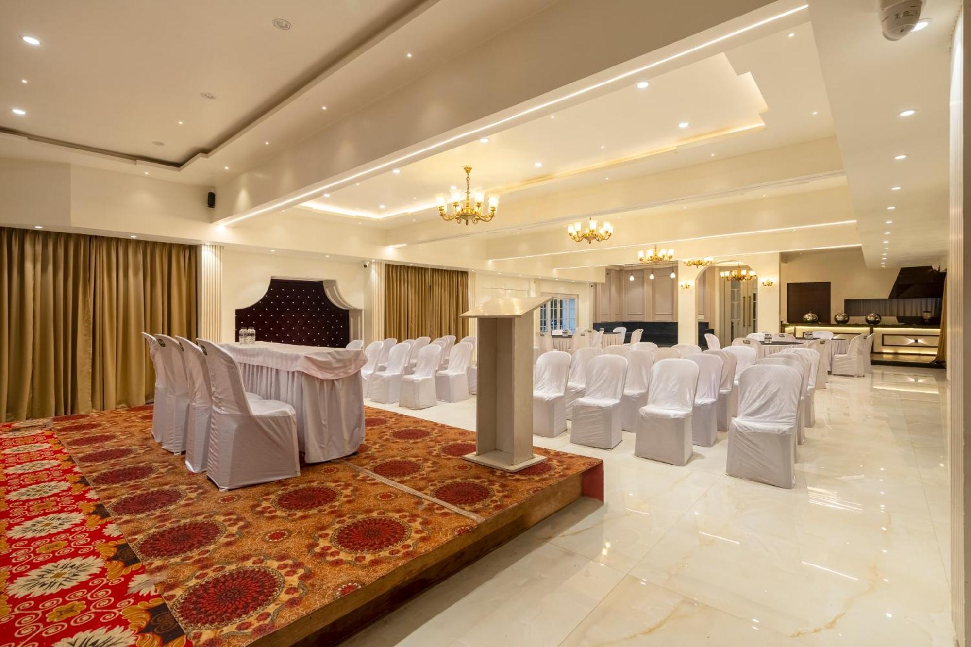 Treebo Prasha Hotel Nashik Luaran gambar